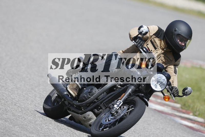 Archiv-2025/09 22.04.2025 Cornu Master School ADR/gruen-vert/44